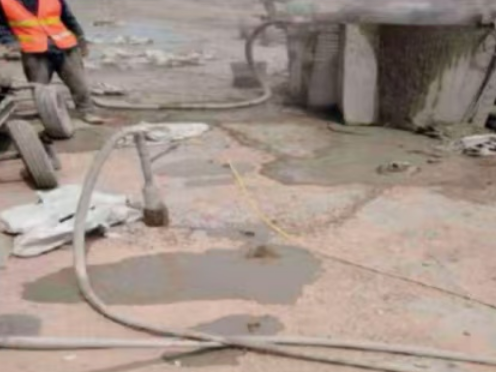 林口水泥混凝土路面板底注浆技术 路面脱空注浆整治方案