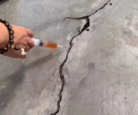 林口混凝土裂缝修补技术详解​